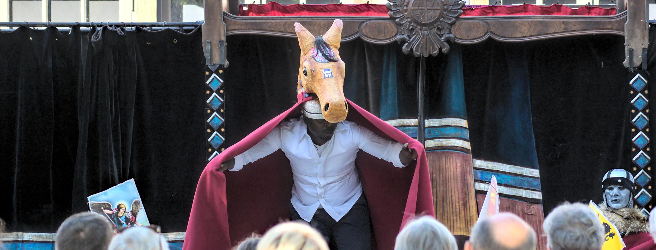 Spectacle Sacré Guillaume d'après Compagnie Hardie