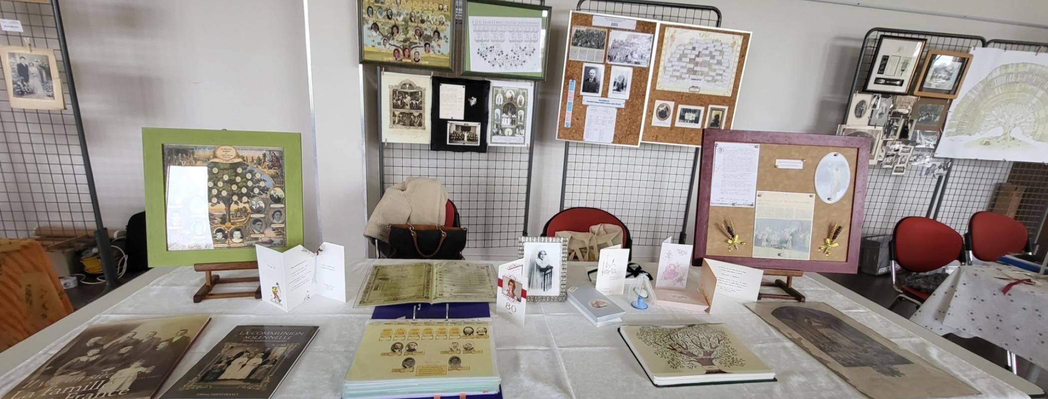Une exposition d'après l'Association l’Arbre Généalogie Familiale