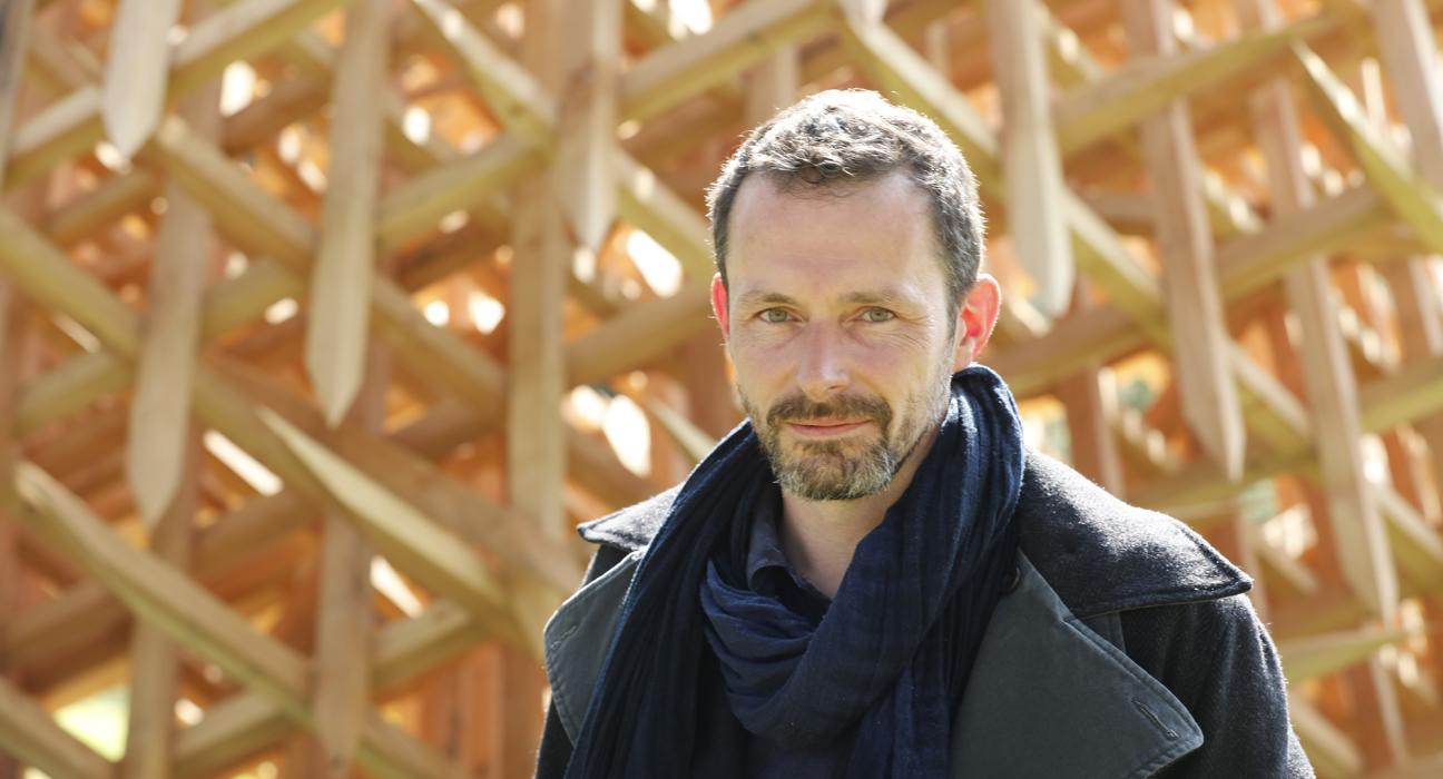 Portrait de Vincent Mauger d'après ©Marc Sanders pour Centre d'Art de Chaumont sur Loire 